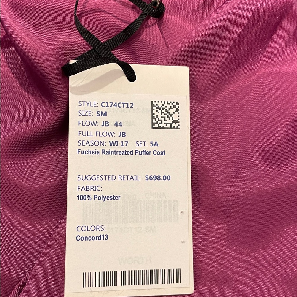 Worth Women's Puffer Jacket - Picture 7 of 8